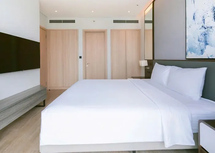 Blue Bay - Citadines Marina Ha Long