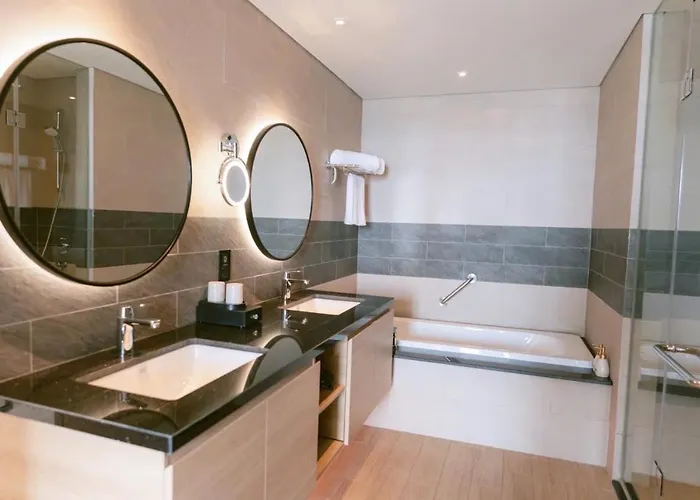 Blue Bay - Citadines Marina *